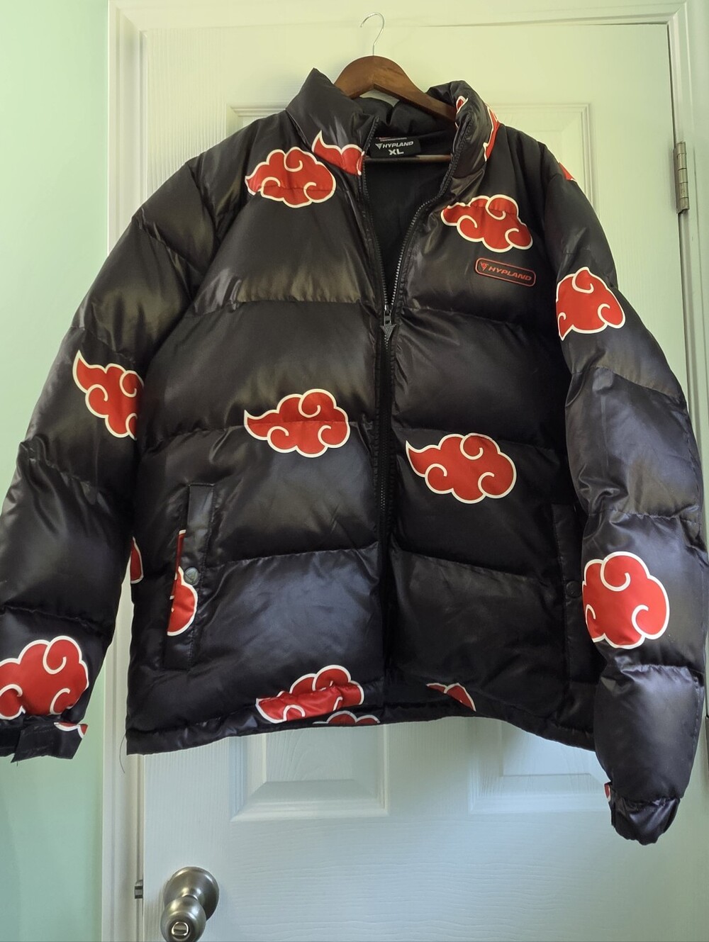 Hypland x Naruto Akatsuki Cloud Black Puffer Jacket Size XL PERFECT CONDITION